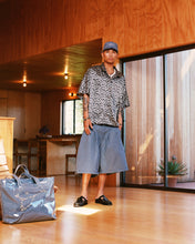 Load image into Gallery viewer, Pearl Script Logo Structured Bag