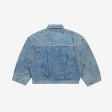 Load image into Gallery viewer, Washed Indigo Reversible 7 Pocket Japanese Denim Jacket
