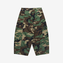 Load image into Gallery viewer, Camo Parachute Twill Pant